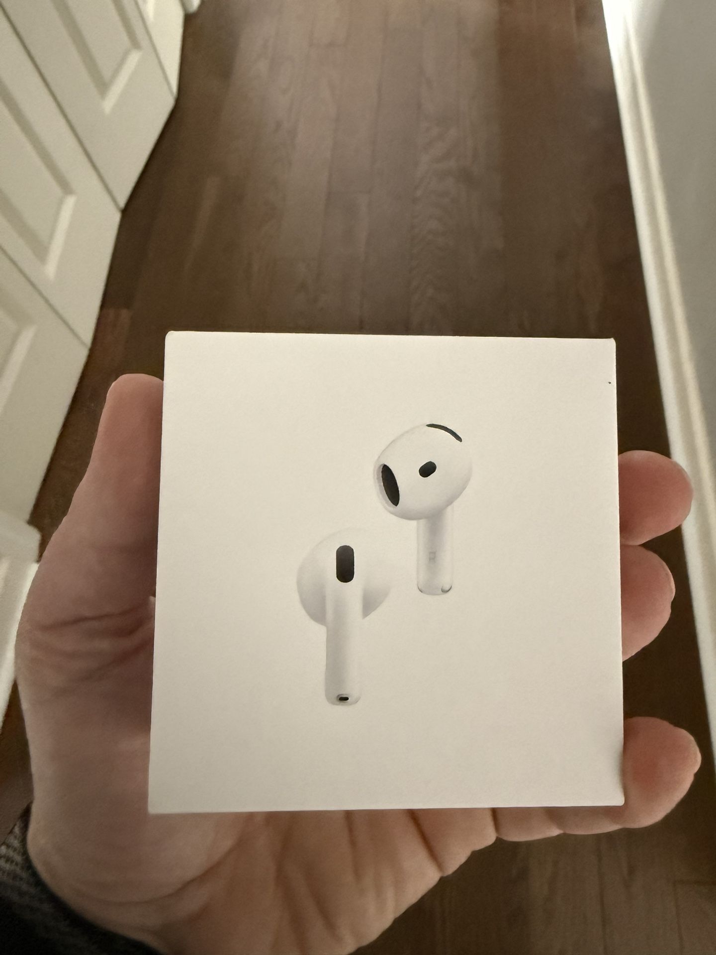 AirPods 4
