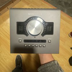 Apollo Twin X Interface