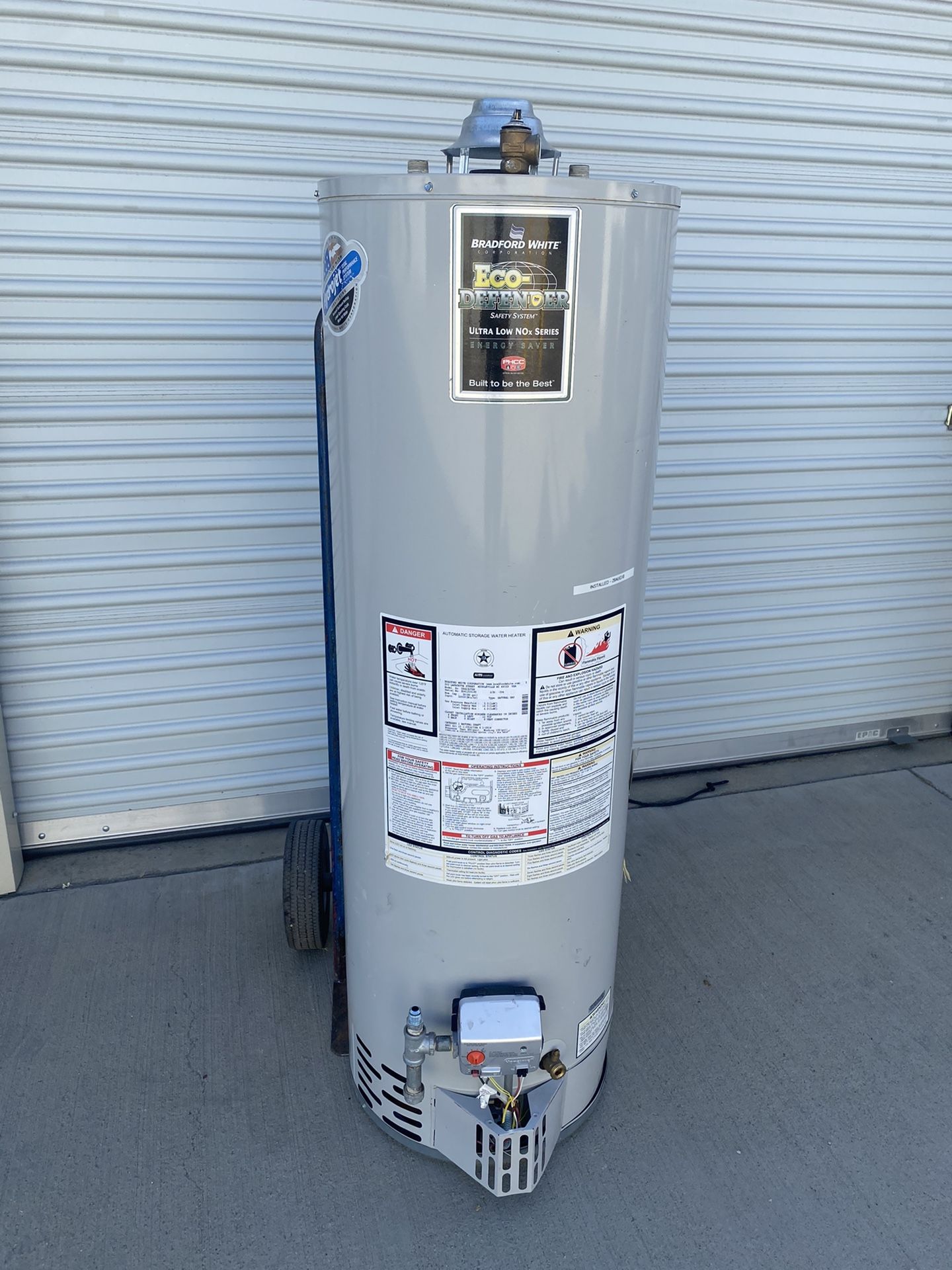 30 gallon Water Heater 