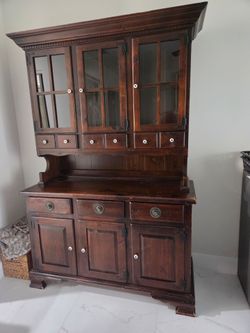 Antique Cabinet / Bookshelf