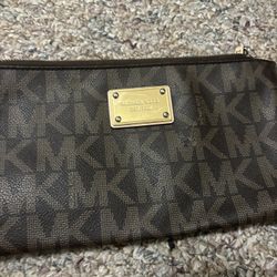 Michael Kors Brown Wallet Classic Design