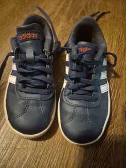 Adidas kids shoes 11.5k