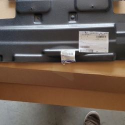 2019 Ram lonestar new front mopar splash guard