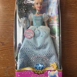 Year 2006 Disney Gem Princess 12" Doll - CINDERELLA K6923 with Tiara and Scepter