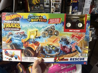 Hot Wheels Monster Trucks Arena Smashers Color Shifters 5 Alarm Rescue (032446)