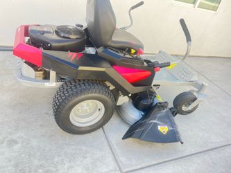 Shop Murray Cruz XD 50 in. 22.0 HP 724cc EXi2200 Series Briggs and Stratton Engine Dual Hydrostatic Drive Gas Zero Turn Mower