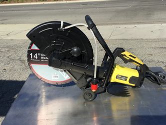 Electric concrete cutting saw