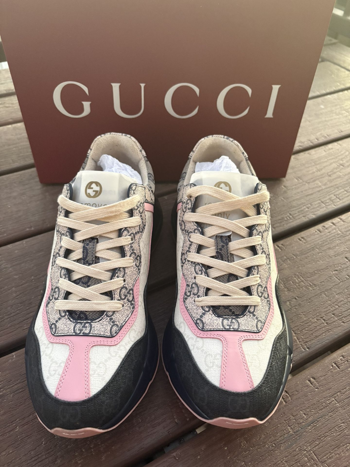 Gucci Shoes 