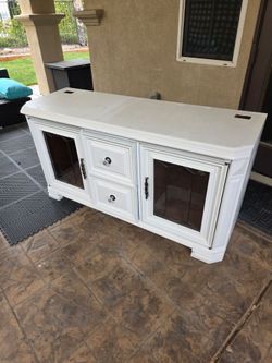 Entertainment Console