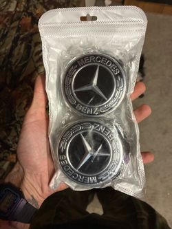 Mercedes lug nut covers