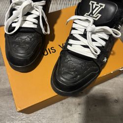 Lv Trainers