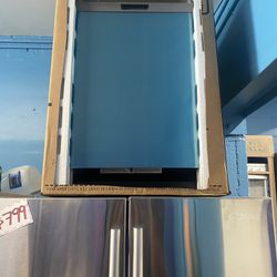 NEW NEW DISHWASHER SSTEEL FRIGIDAIRE 24” Inch Width 