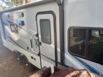 2017 Jayco X23b(Like New)