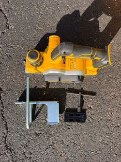 DeWalt DCP580 20V Cordless Hand Planer