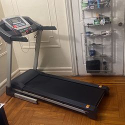 Sunny treadmill
