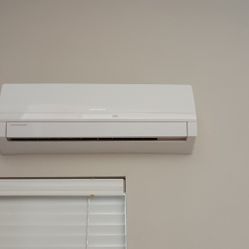 Frigidaire Mini Split Air Conditioner Heat Pump 