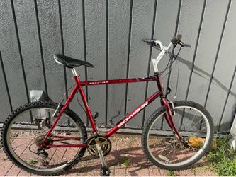 Men’s large frame Schwinn bike - 26 inch rims