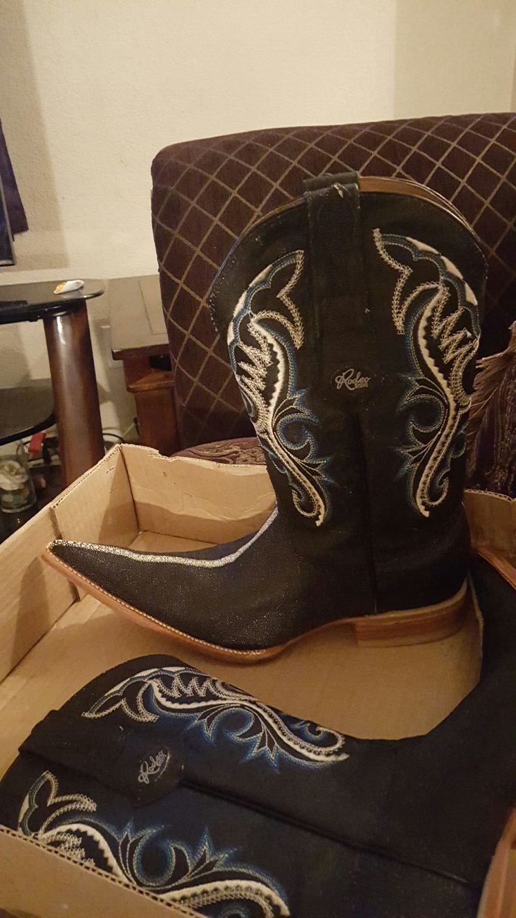 Botas tribaleras