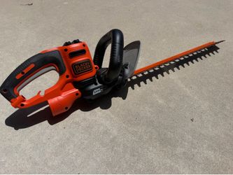 BLACK+DECKER Electric Hedge Trimmer