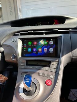 Toyota Prius Radio CarPlay stereo