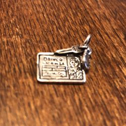 Sterling drivers license and keys charm