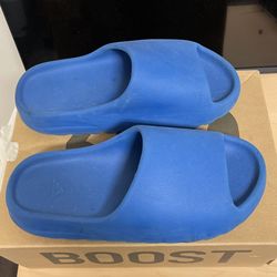 yeezy slides side 11