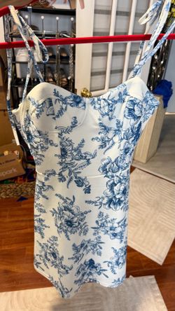 Women’s floral dress