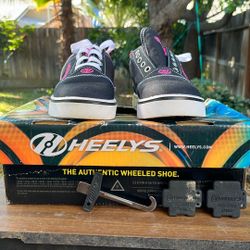 HEELYS 