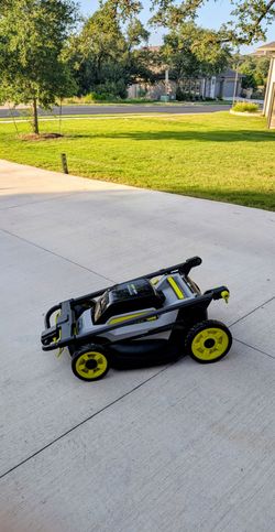 Ryobi brushless self-propelled mower w/2 6ah batteries and charger