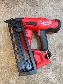 Milwaukee M18 FUEL Brushless Gen 2 16-Gauge Angled Finish Nailer (Tool-Only)