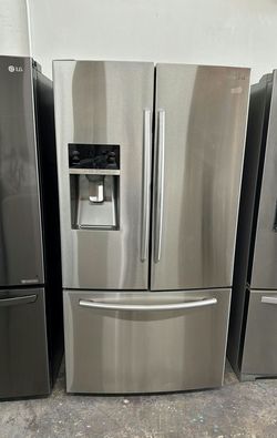 Samsung 4-Door French Door Fridge, Stainless Steel, Energy Efficient, with Ice Maker
