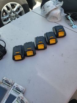 5 Dewalt Batteries $25 each Or 5 For $100