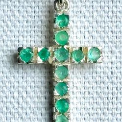 Genuine Colombian emerald pendant , cross pendant, silver 925, real natural emerald, colombian art, muzo emeralds