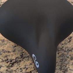 New XL Cloud 9 Bike Seat
