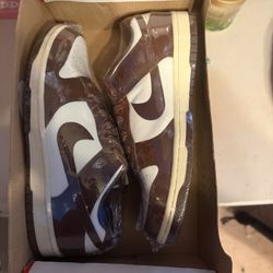 Nike Dunks Low (NO Trades)