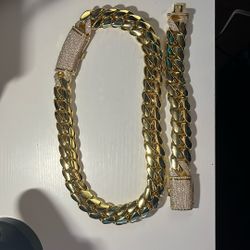 14k gold chain and bracelet set