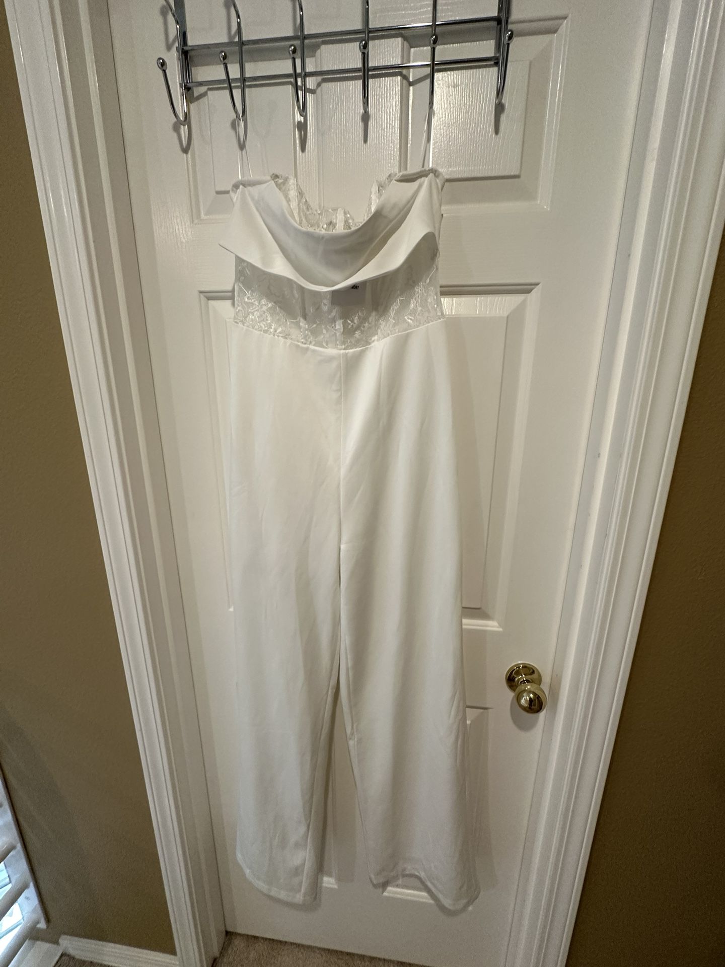 Maniju Ivory Lace Corset Strapless Jumpsuit - Medium