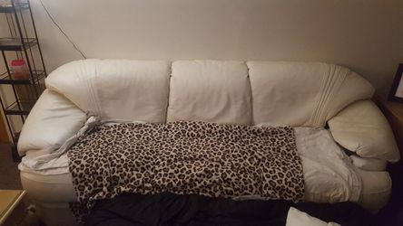 White leather couch 3 seater