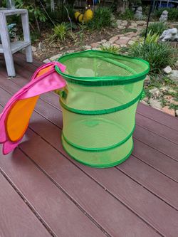 FREE: Collapsible laundry/toy hamper
