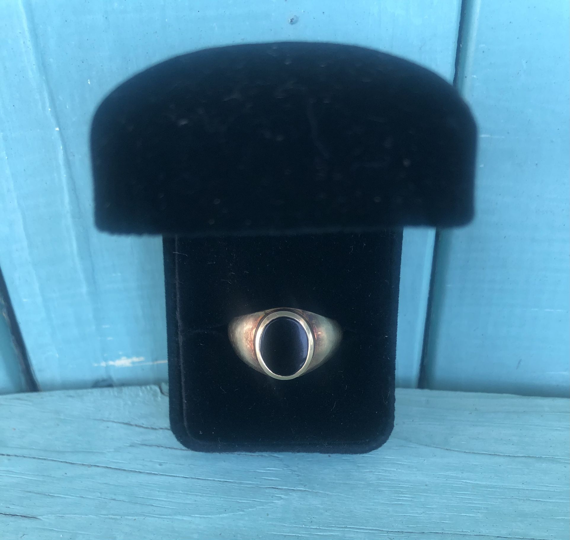 Nice 10k Solid Yellow Gold Black Onyx Maker Marked Size 11 Ring