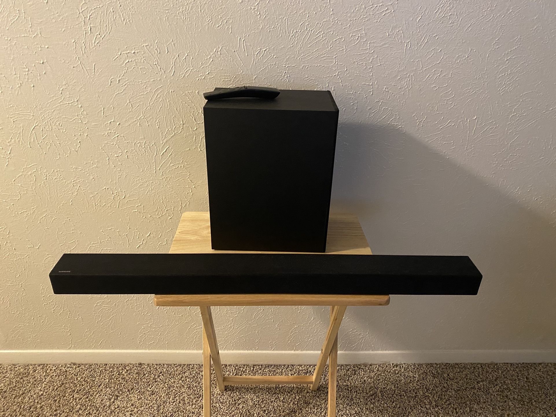 SAMSUNG B-Series 2.1ch Soundbar w/ DTS Virtual:X - HW-B53M/ZA