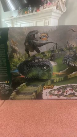Dinosaur tracks new in box