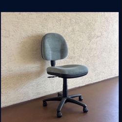 One Very Comfortable Adjustable Desk Office Work School Chair