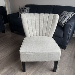 accent chair