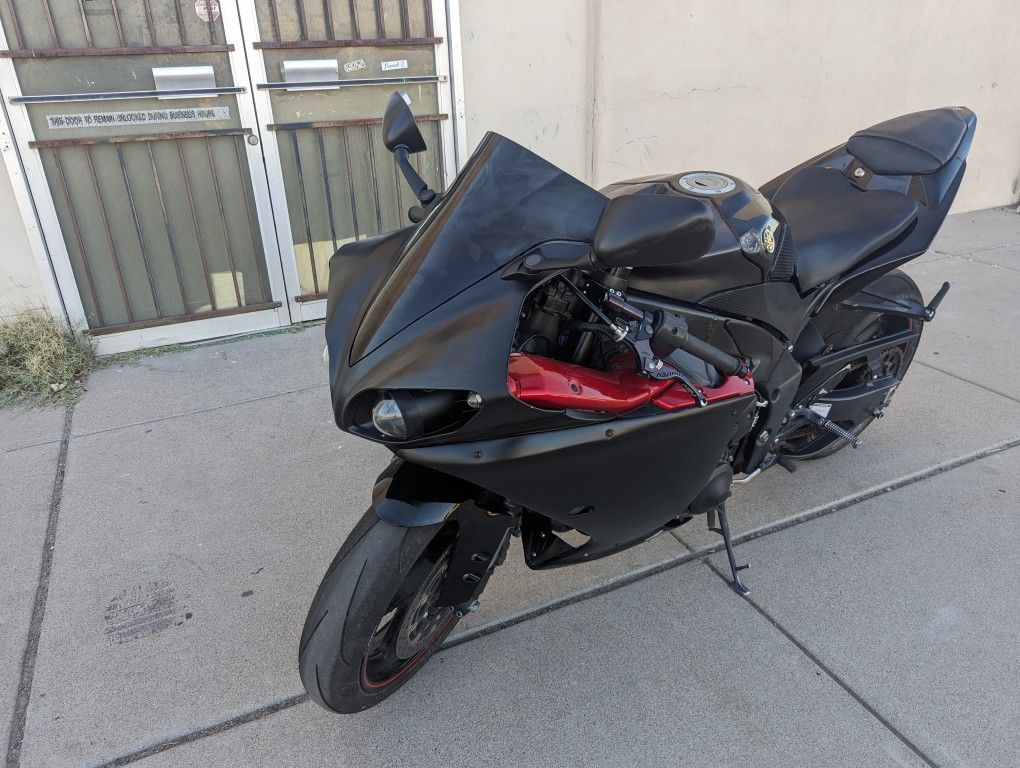 2009 Yamaha R1