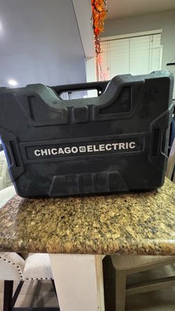 Chicago Electric 10 amp Band Saw Kit