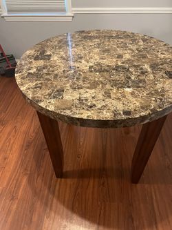 Marble Table With 4 Chairs
