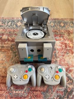 Nintendo GameCube Console Bundle w/ Game Boy Player & 2 WaveBird Controllers