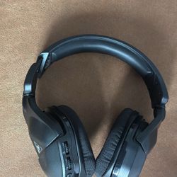 Xbox Series S With Controller And Turtle Beach Headset