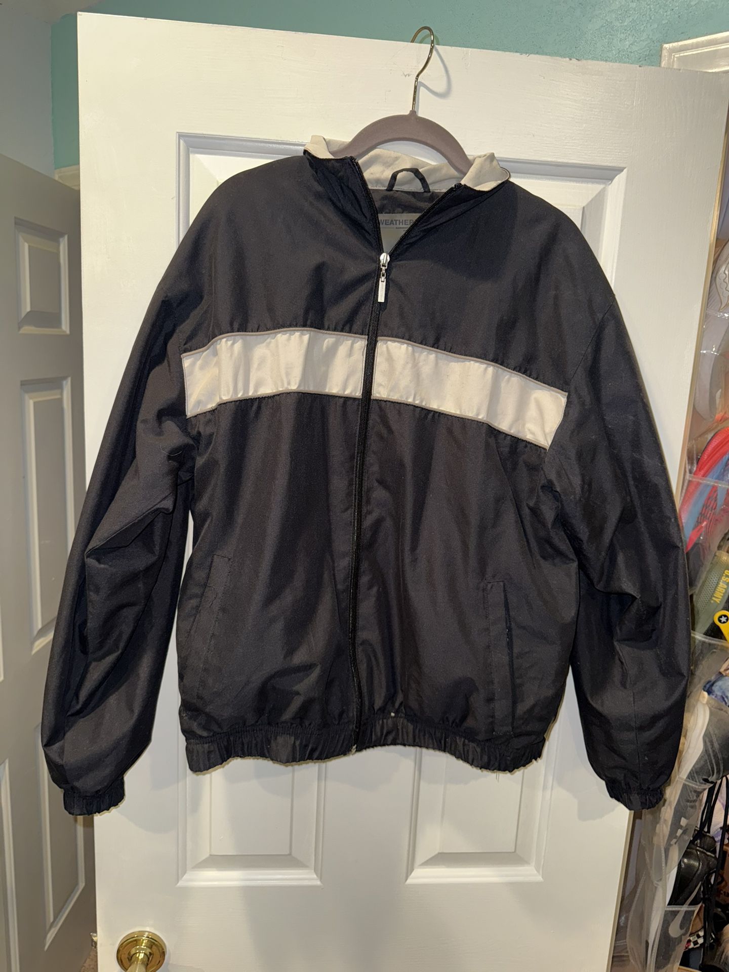 Weatherproof Windbreaker Jacket- Men’s Size M